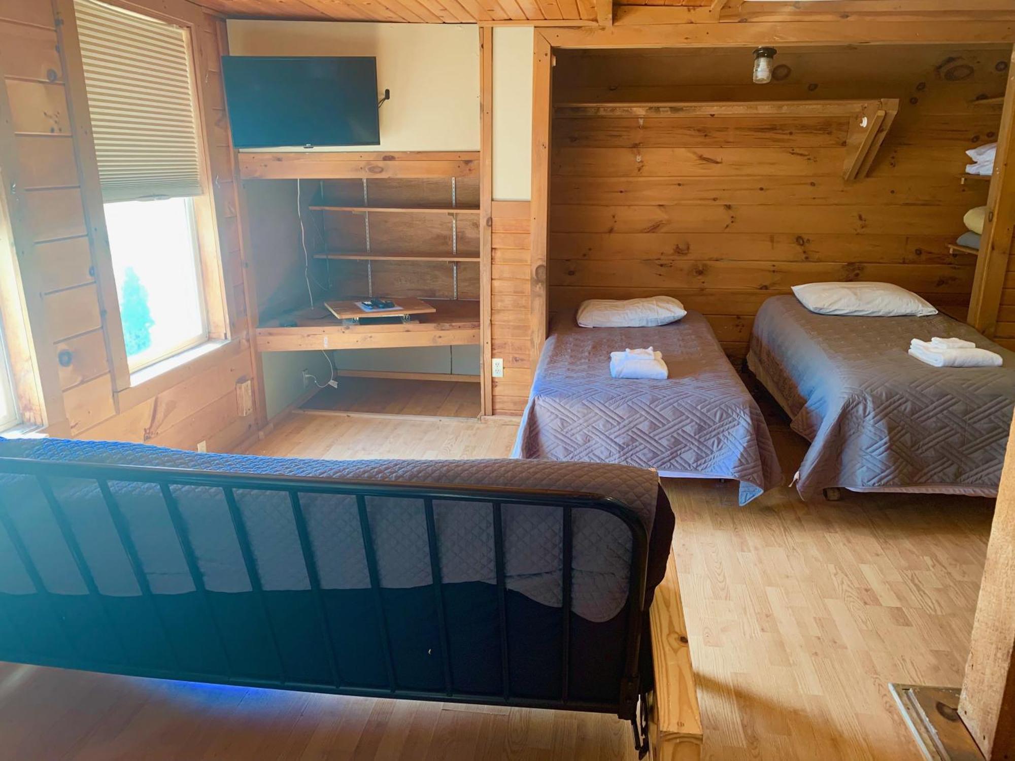 Barton Pine Crest Motel & Cabins الغرفة الصورة