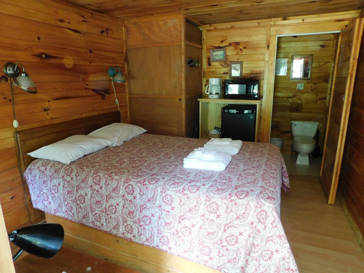 Barton Pine Crest Motel & Cabins المظهر الخارجي الصورة